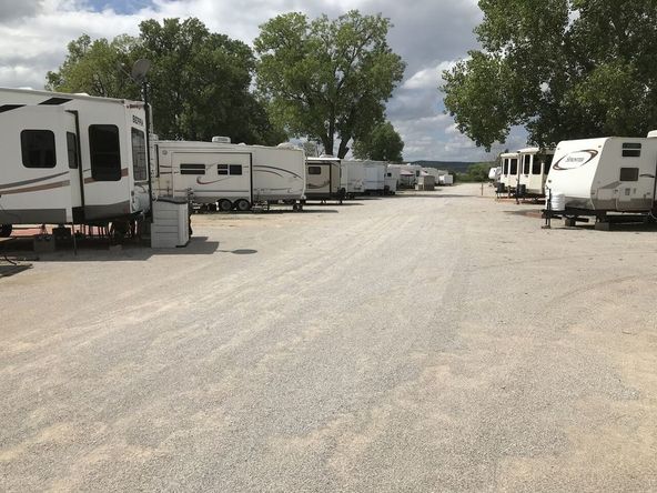 1239 Willow Beach Rd, Graford, TX 76449